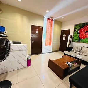 H2 Segama Backpacker Hostal