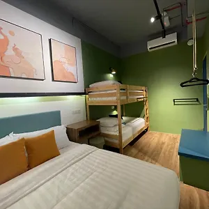Faloe Hostal